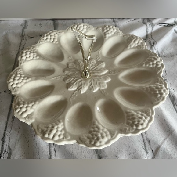 California Pottery Egg Plate Retro Handle Scalloped Edge Ornate Grape Pattern - Picture 2 of 15